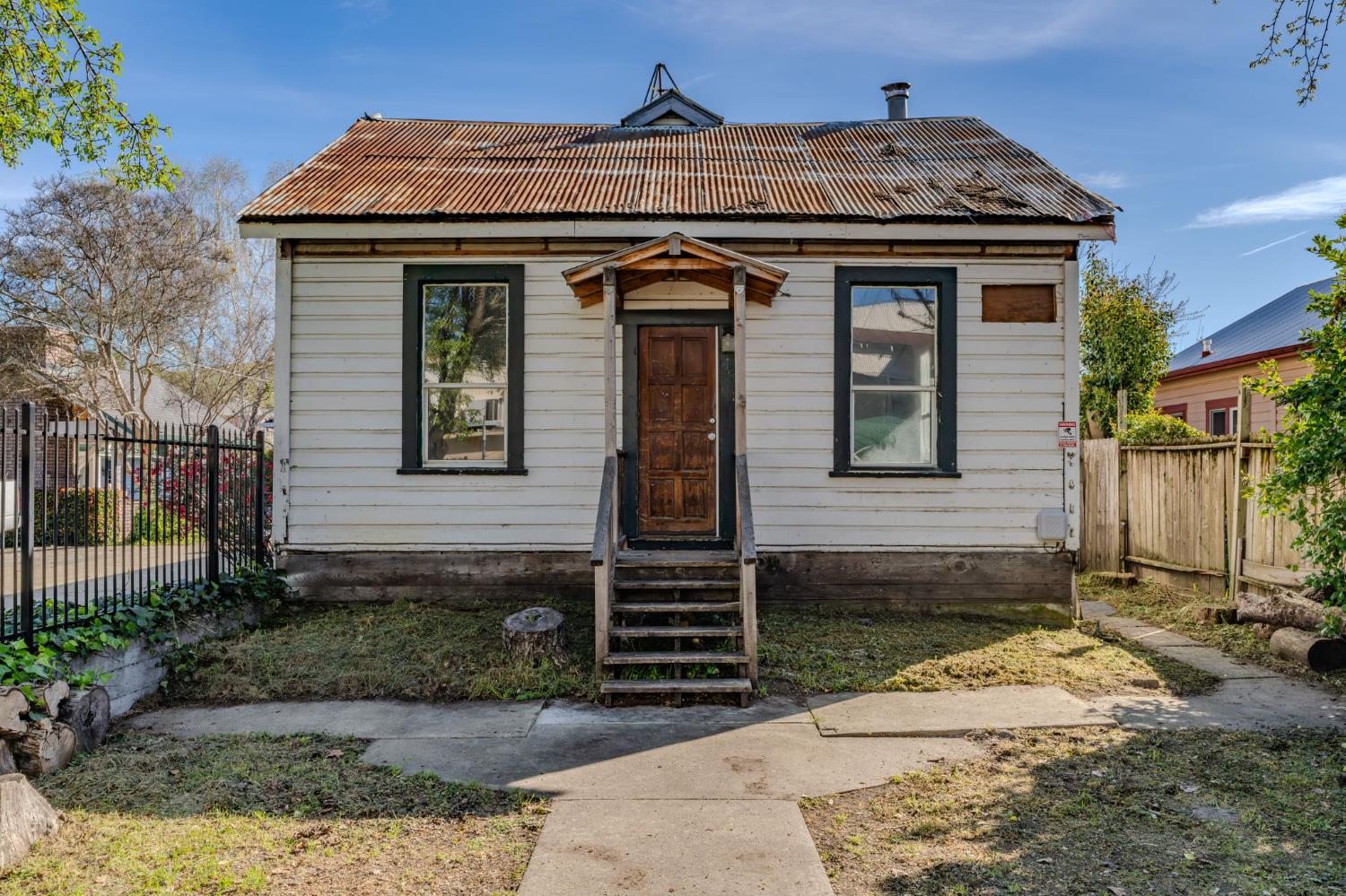 48 Boston Alley Sutter Creek, CA 95685 - Photo 1 of 28