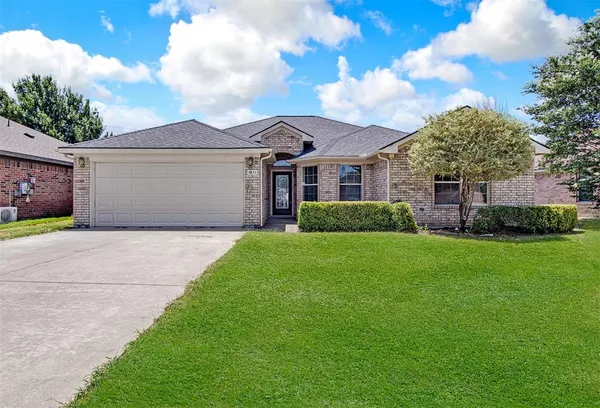 $2,550 | 1611 Watson Drive, Mansfield, TX 76063
