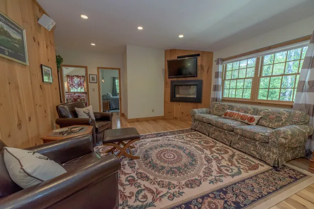 $947,000 | 100 Mowing Way, Wilmington, VT 05363