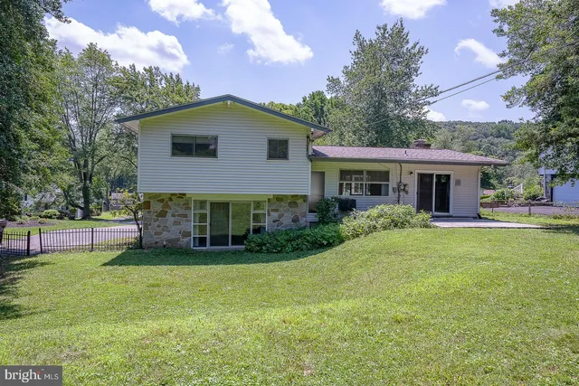 $675,000 | 161 Lantern Lane, King of Prussia, PA 19406