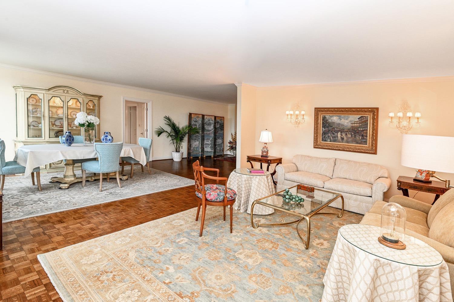 2444 Madison Road, Unit 1204 Cincinnati, OH 45208 - Photo 12 of 41 Gallery Image 12