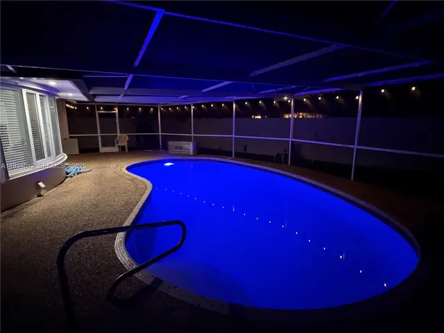 a view of a big room with furniture