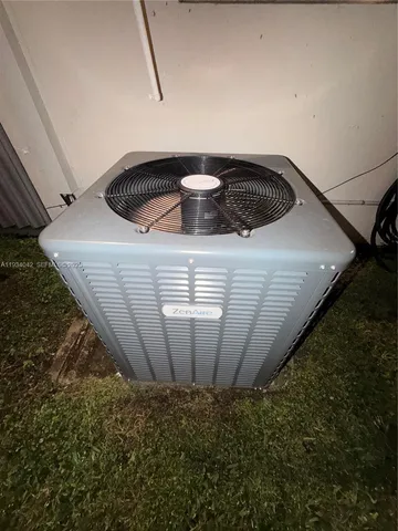 a close view of sink