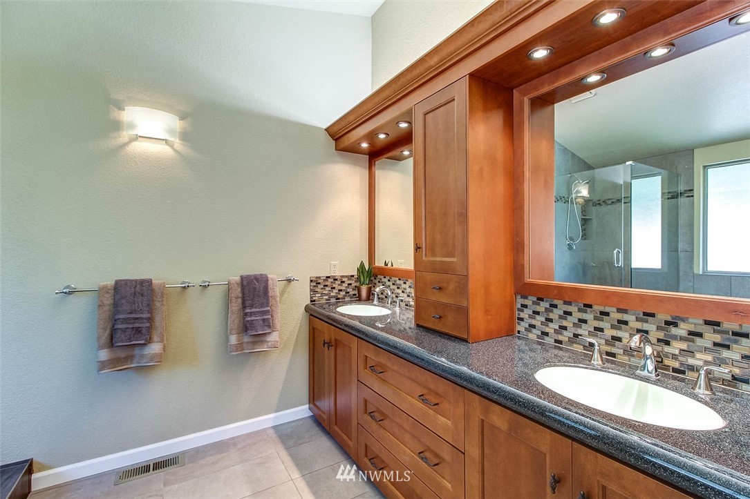521 225th Place Southeast Bothell, WA 98021 - Photo 15 of 25 Gallery Image 15