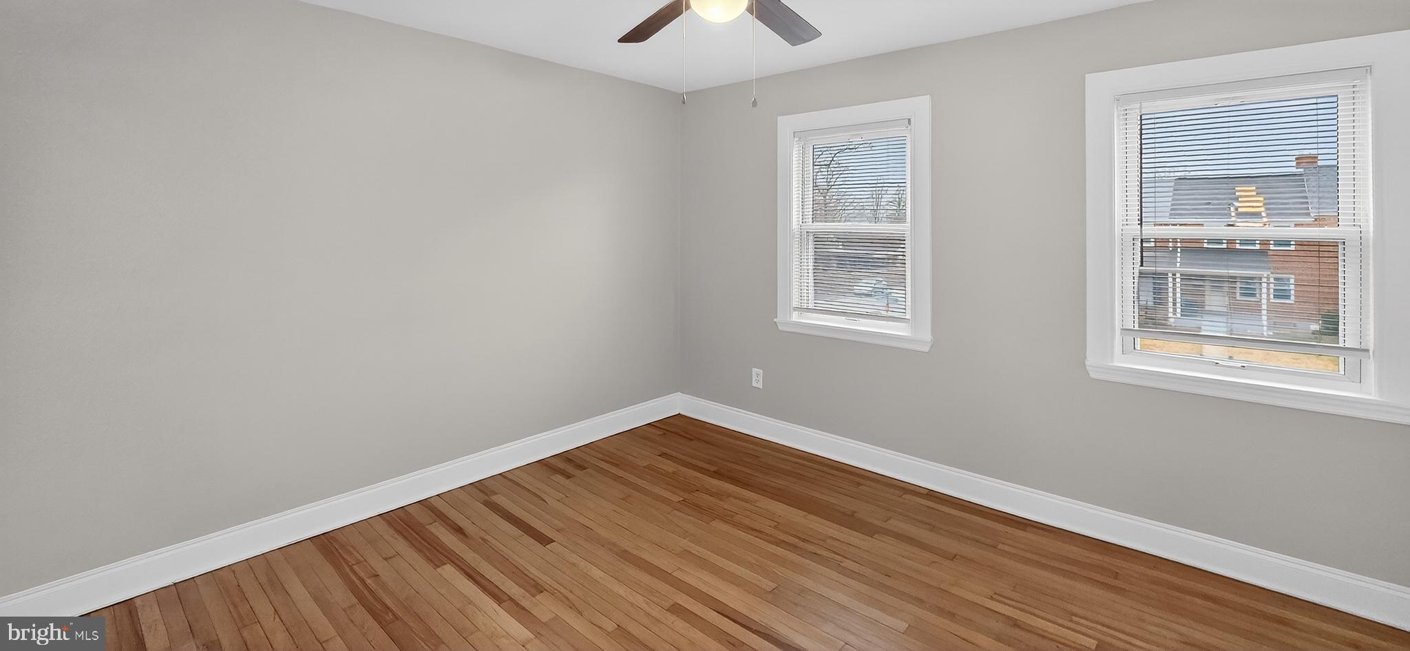 8303 Ridgely Oak Road Parkville, MD 21234 - Photo 13 of 32