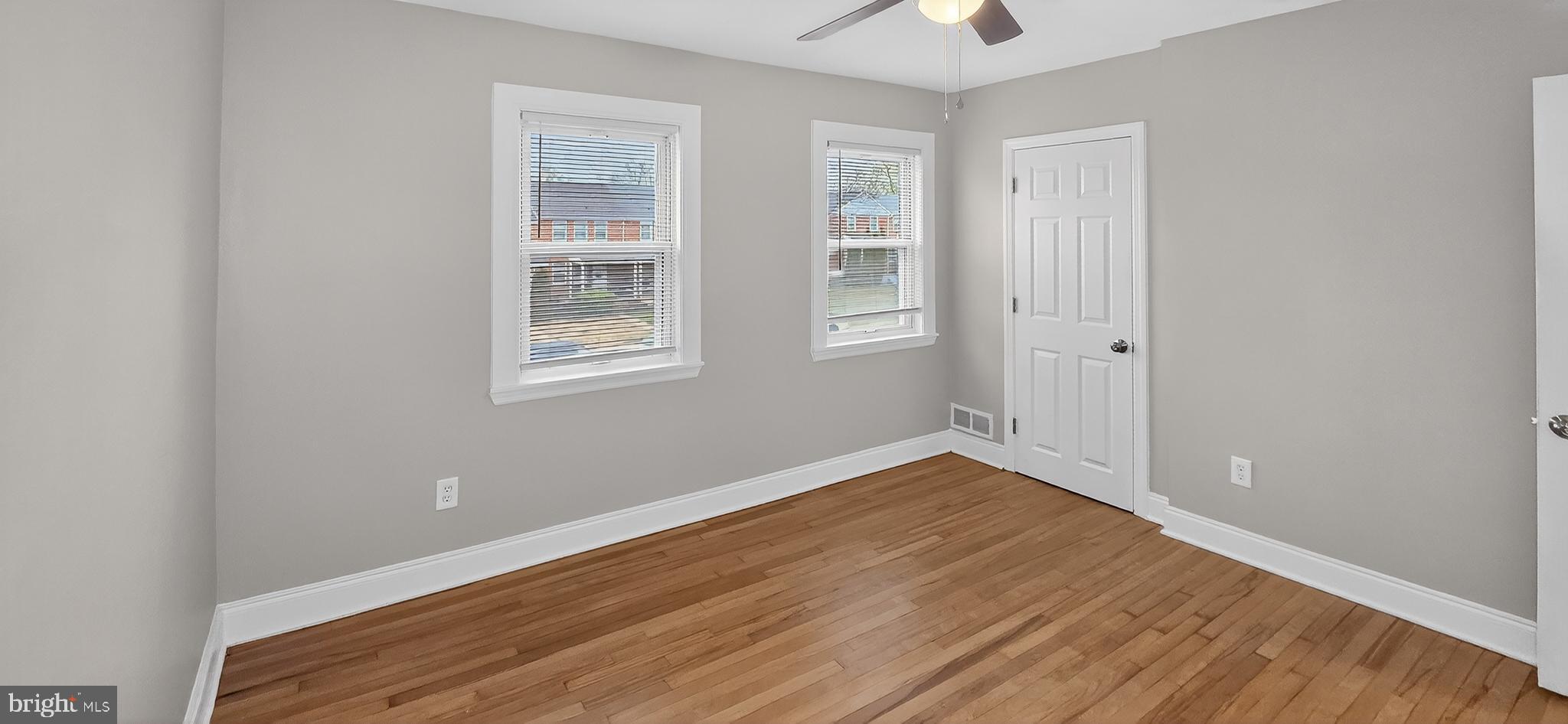 8303 Ridgely Oak Road Parkville, MD 21234 - Photo 16 of 32