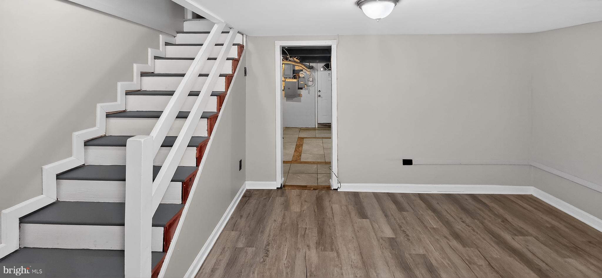 8303 Ridgely Oak Road Parkville, MD 21234 - Photo 22 of 32