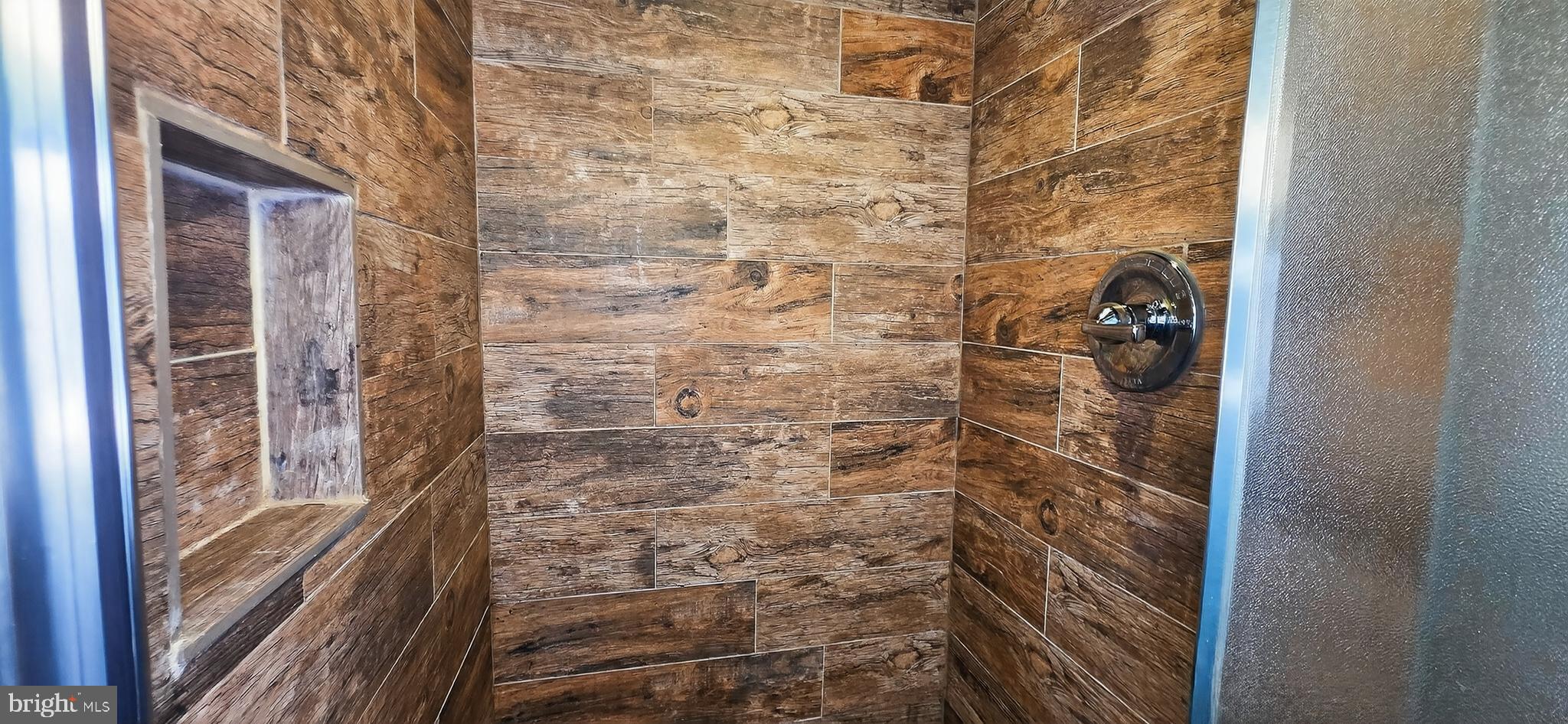 8303 Ridgely Oak Road Parkville, MD 21234 - Photo 27 of 32