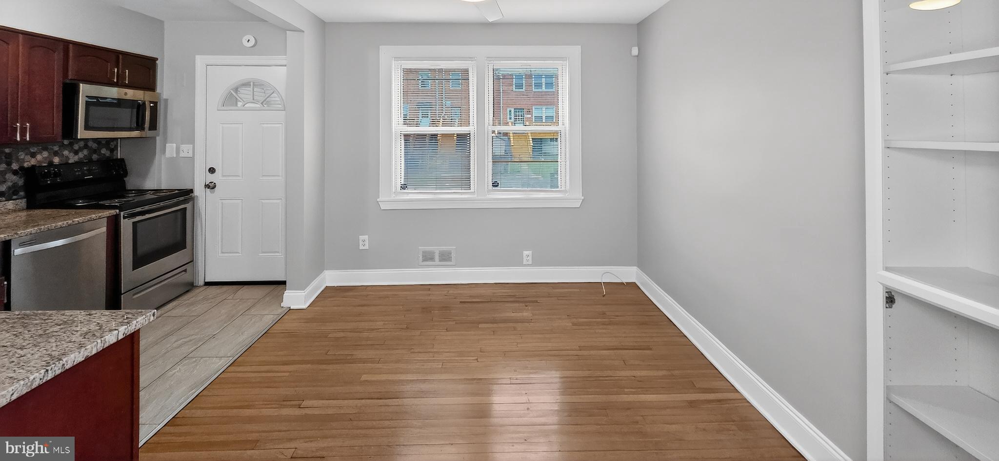 8303 Ridgely Oak Road Parkville, MD 21234 - Photo 6 of 32