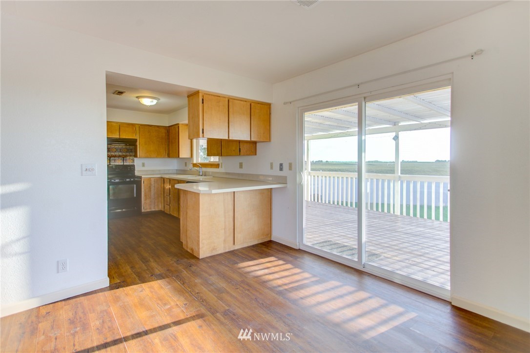 4562 Rd N Northeast Moses Lake, WA 98837 - Photo 5 of 25