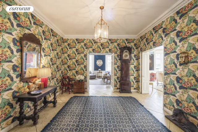 $4,990,000 | 32 East 64th Street, Unit 5E | Lenox Hill