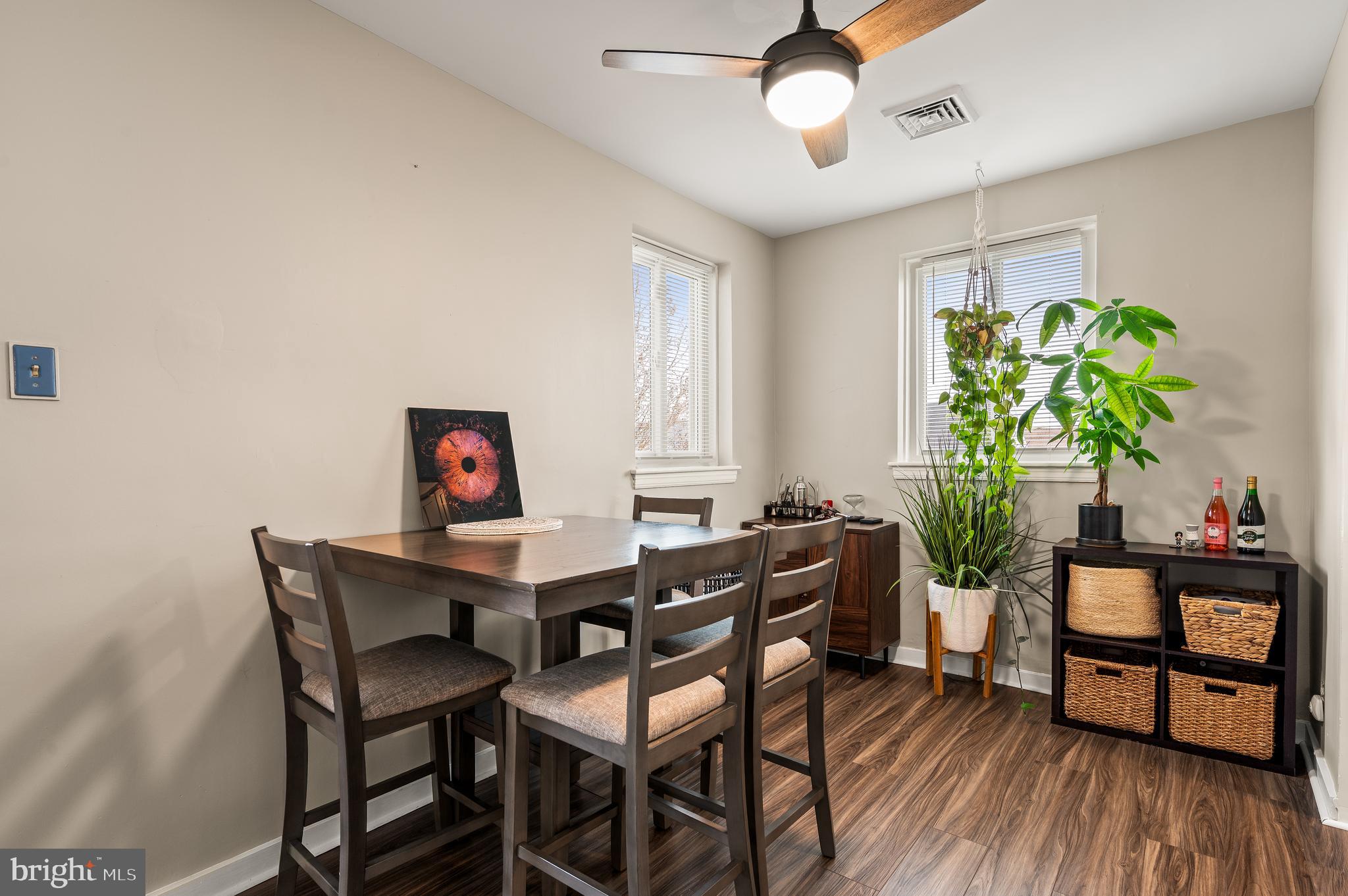9226 Horatio Road Philadelphia, PA 19114 - Photo 6 of 20 Dining Area