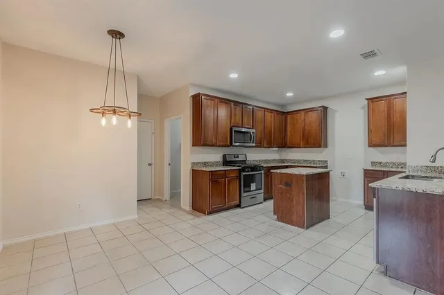 $2,695 | 5828 Pebble Ridge Drive, McKinney, TX 75070