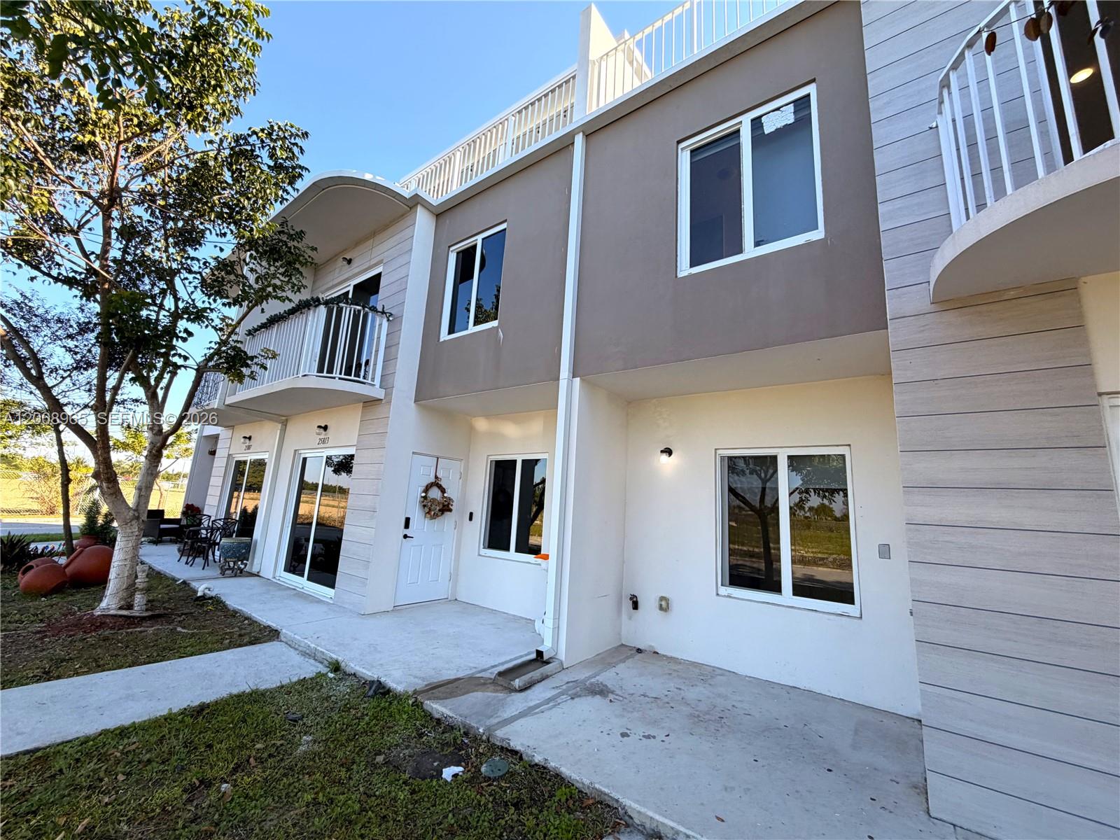 25823 Southwest 145th Avenue Miami, FL 33170 - Photo 2 of 18