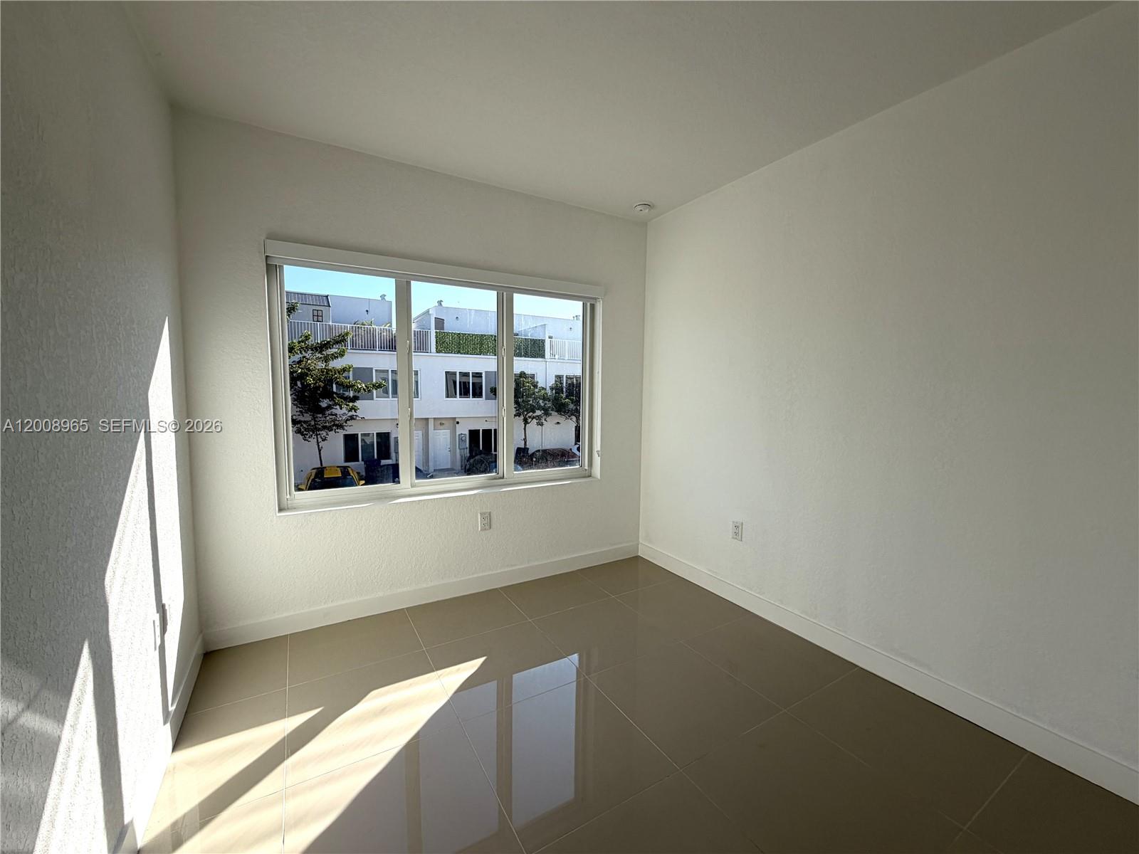 25823 Southwest 145th Avenue Miami, FL 33170 - Photo 7 of 18