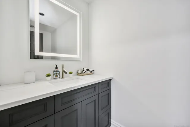 $1,650,000 | 175 Battery Park Drive, Bridgeport, CT 06605