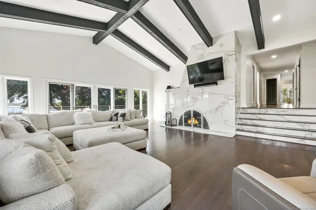 $1,650,000 | 175 Battery Park Drive, Bridgeport, CT 06605