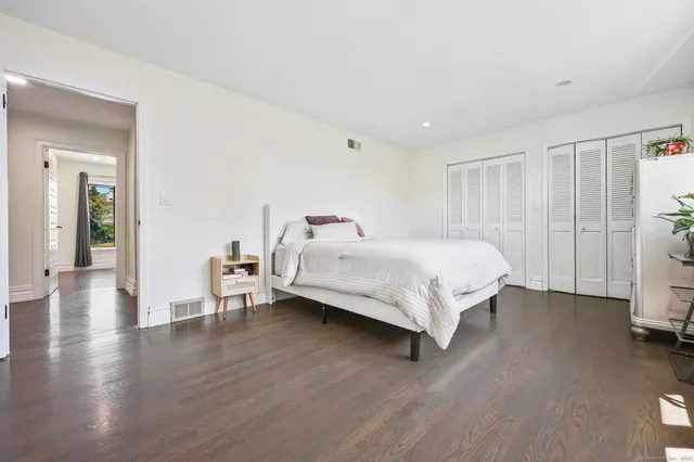 $1,650,000 | 175 Battery Park Drive, Bridgeport, CT 06605