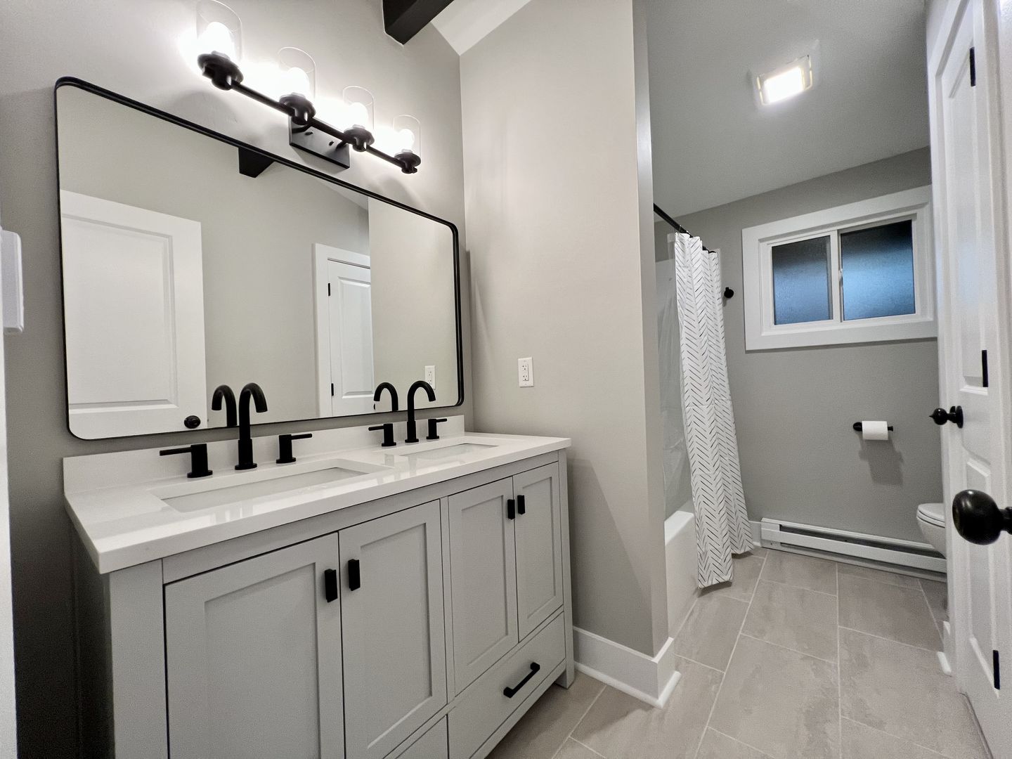 515 South Street Lockport, IL 60441 - Photo 12 of 22 a bathroom with a sink and a mirror