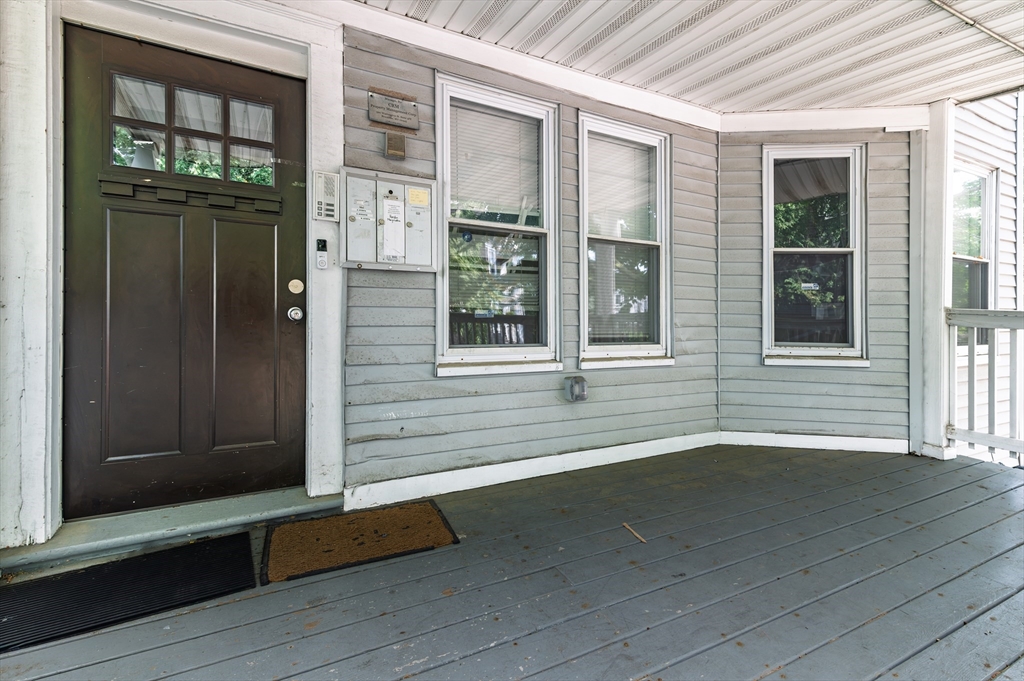 39 Glen Road Boston, MA 02130 - Photo 2 of 42