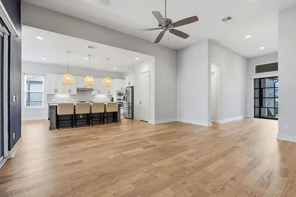 $915,000 | 14721 Marchesa Drive, Bee Cave, TX 78738