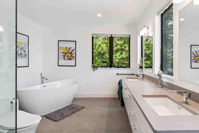 $5,495,000 | 25 Birch Point Lane, Sunapee, NH 03782