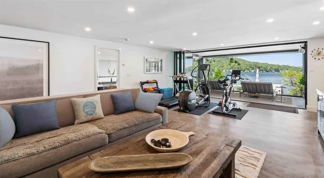 $5,495,000 | 25 Birch Point Lane, Sunapee, NH 03782