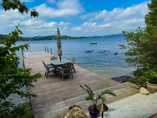 $5,495,000 | 25 Birch Point Lane, Sunapee, NH 03782