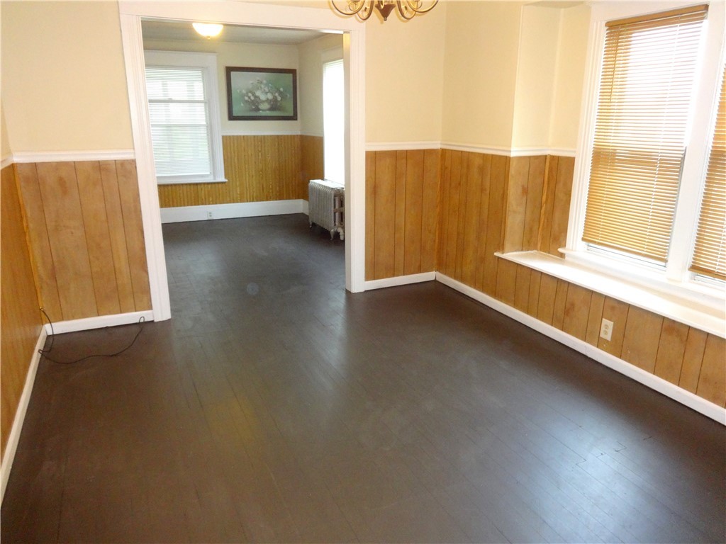 48 Holcomb Street Rochester, NY 14612 - Photo 9 of 24 Dining Room