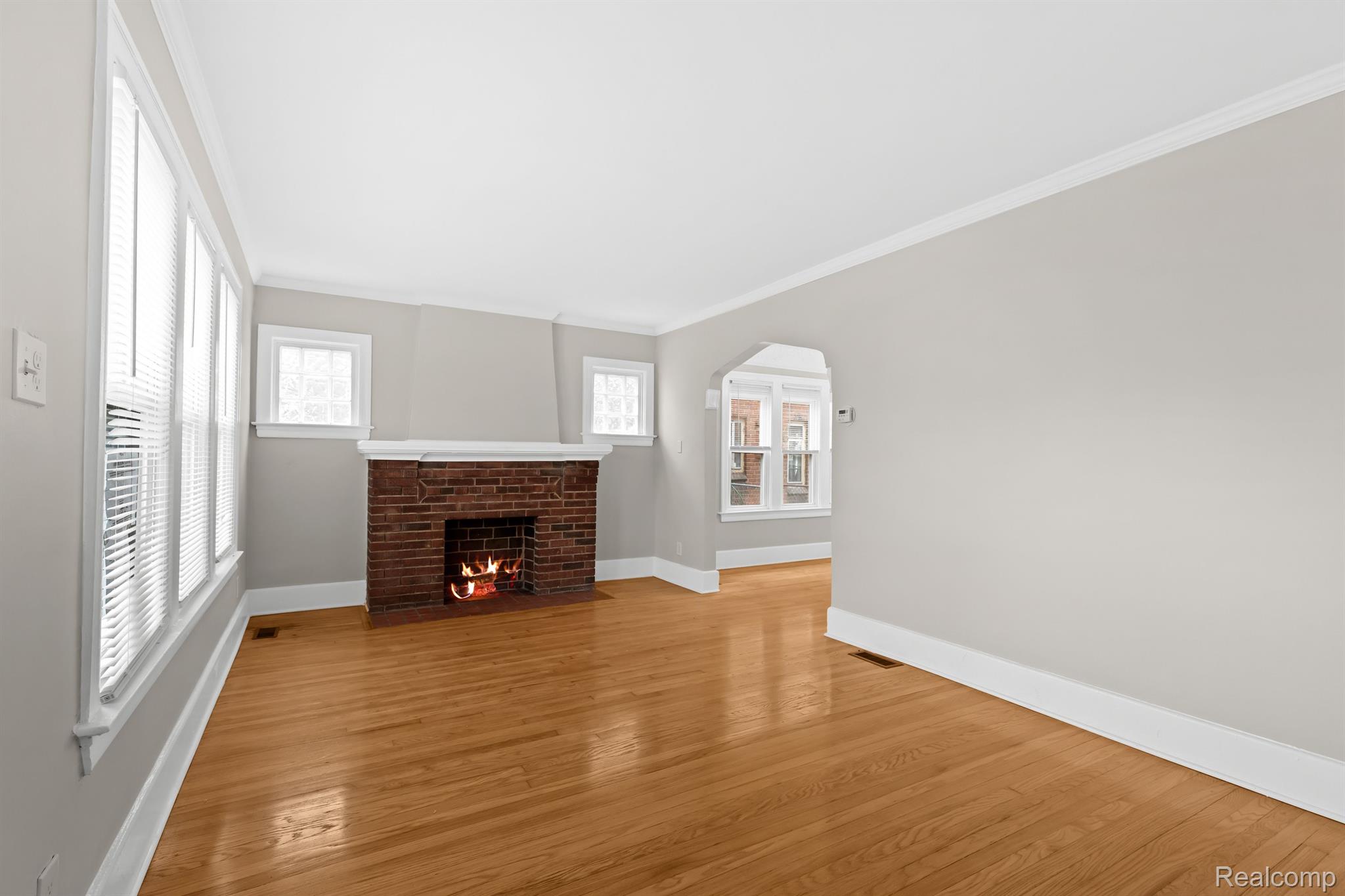 14211 Rutherford Street Detroit, MI 48227 - Photo 5 of 25 Gallery Image 5