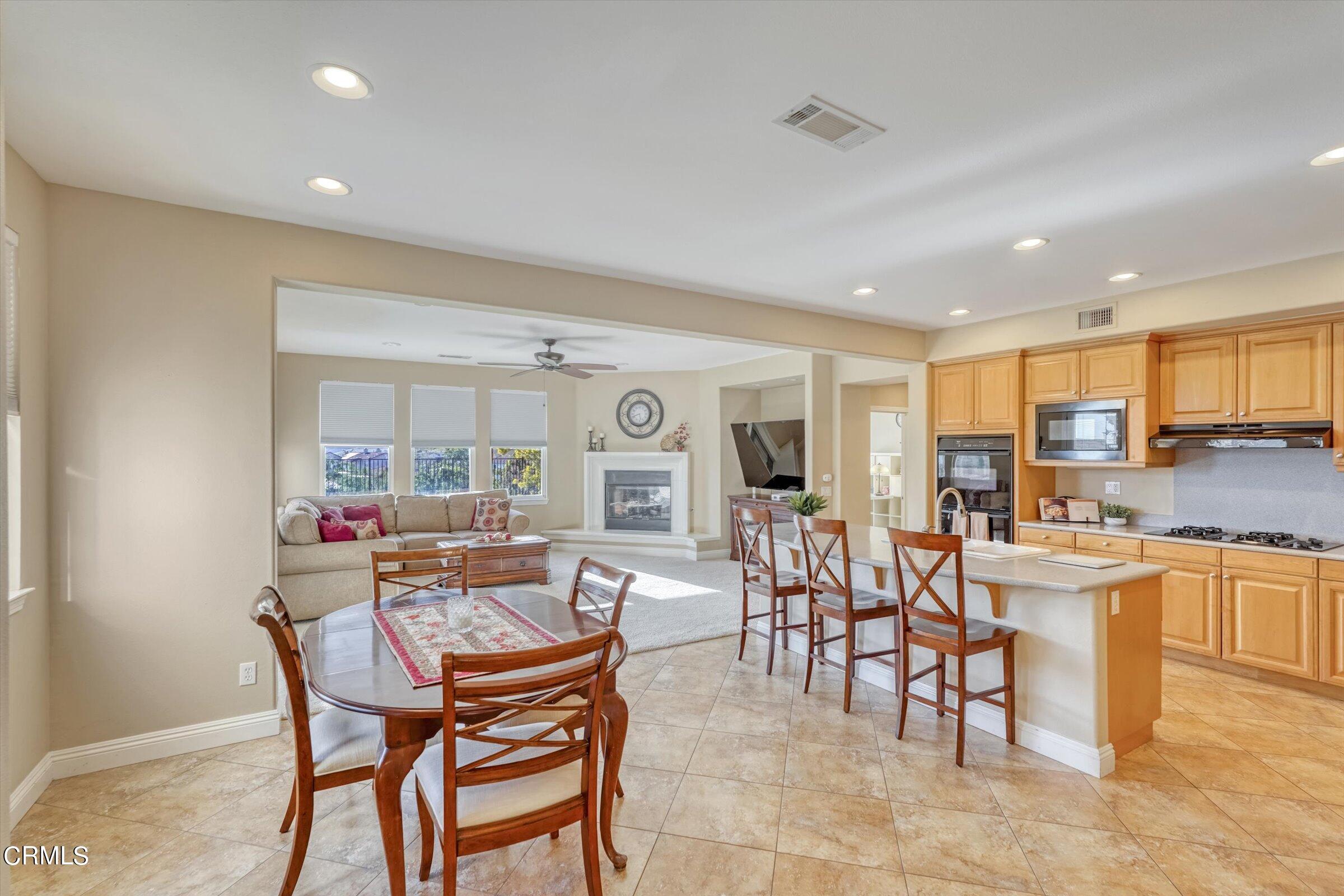 3315 Rising Star Avenue Simi Valley, CA 93063 - Photo 13 of 74 11-3315 Rising Star Avenue-11