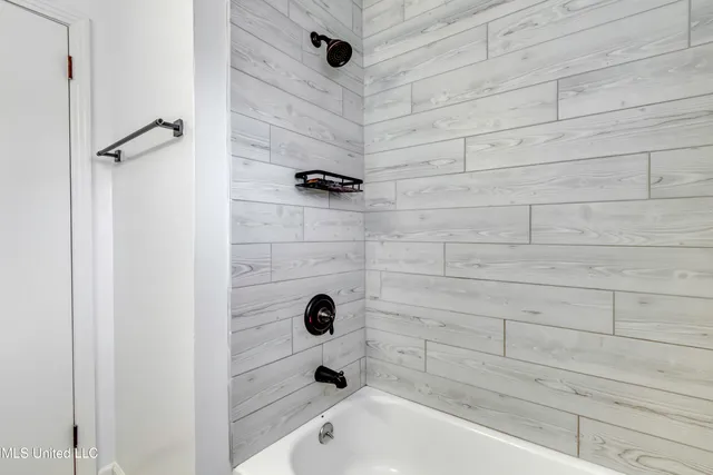 $234,900 | 1429 East Northside Drive, Jackson, MS 39211