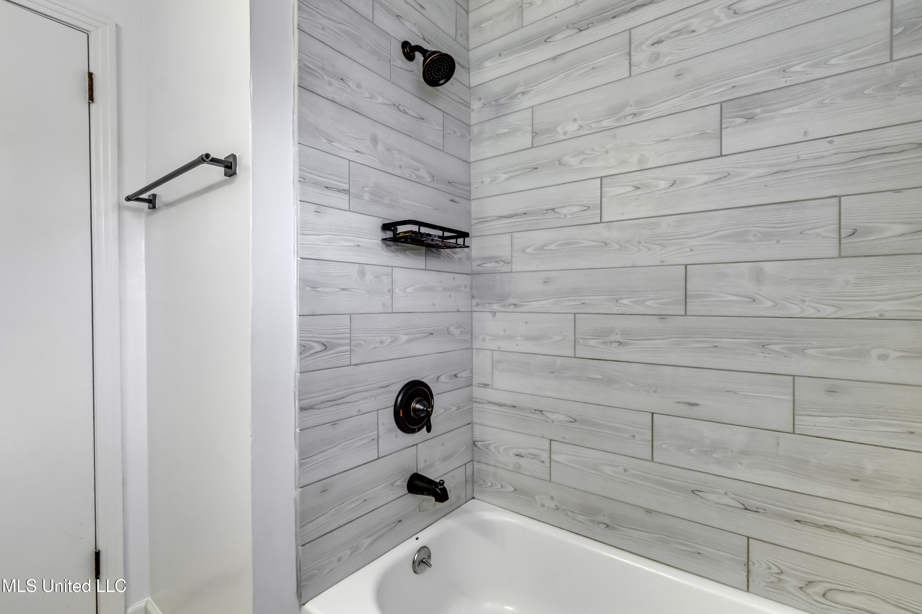 1429 East Northside Drive Jackson, MS 39211 - Photo 23 of 36 1429 Northside Dr--14