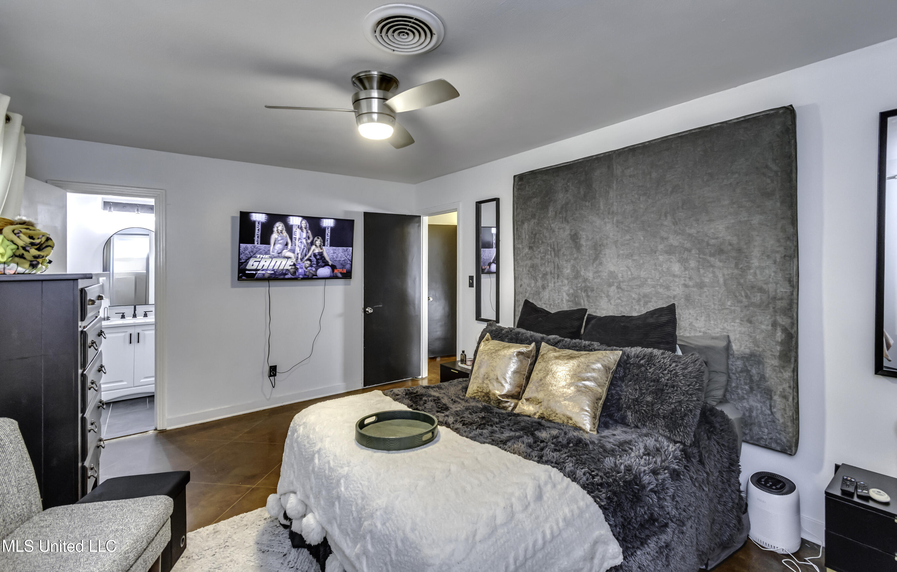 1429 East Northside Drive Jackson, MS 39211 - Photo 27 of 36 1429 Northside Dr--21