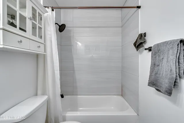 $234,900 | 1429 East Northside Drive, Jackson, MS 39211