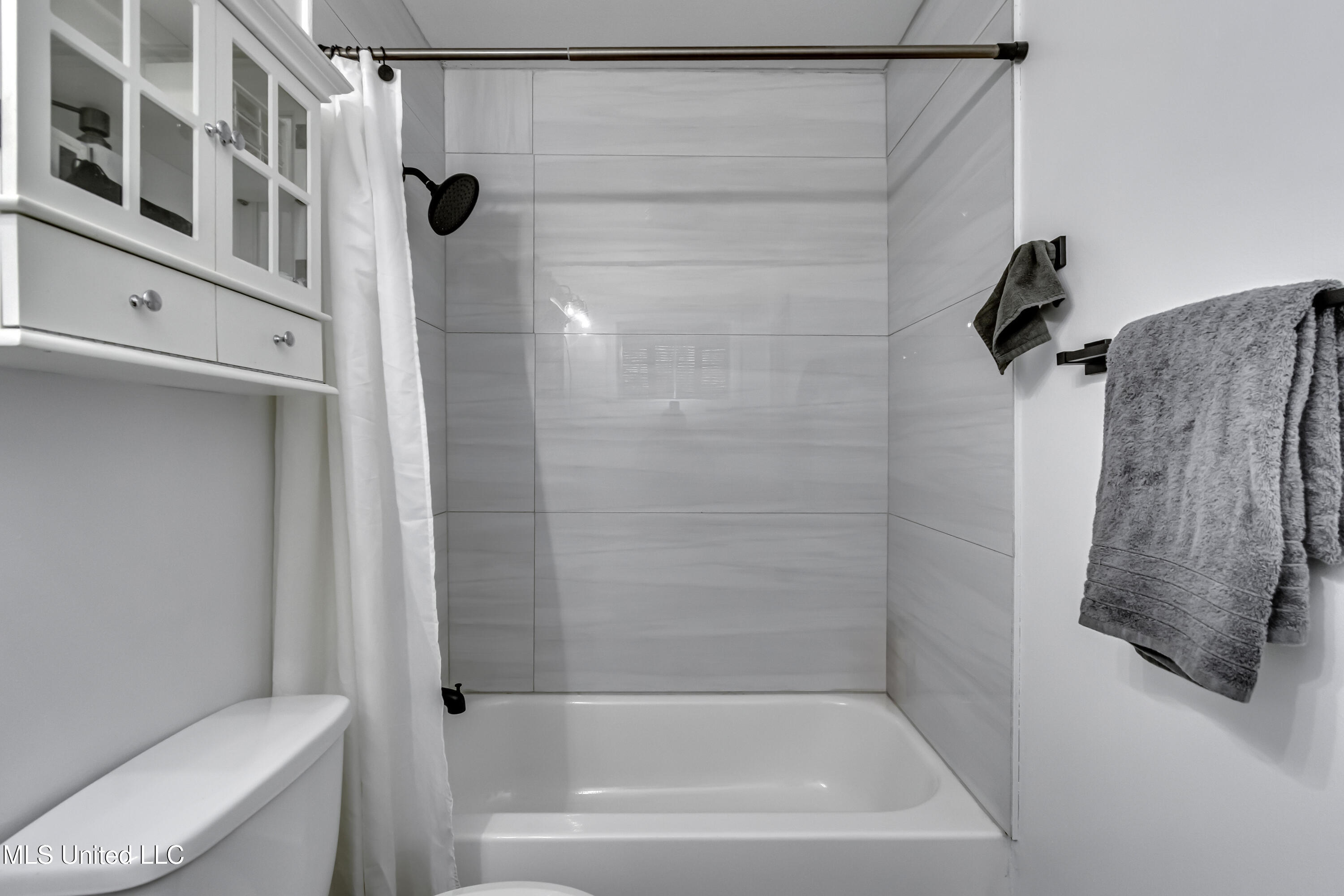 1429 East Northside Drive Jackson, MS 39211 - Photo 30 of 36 1429 Northside Dr--25