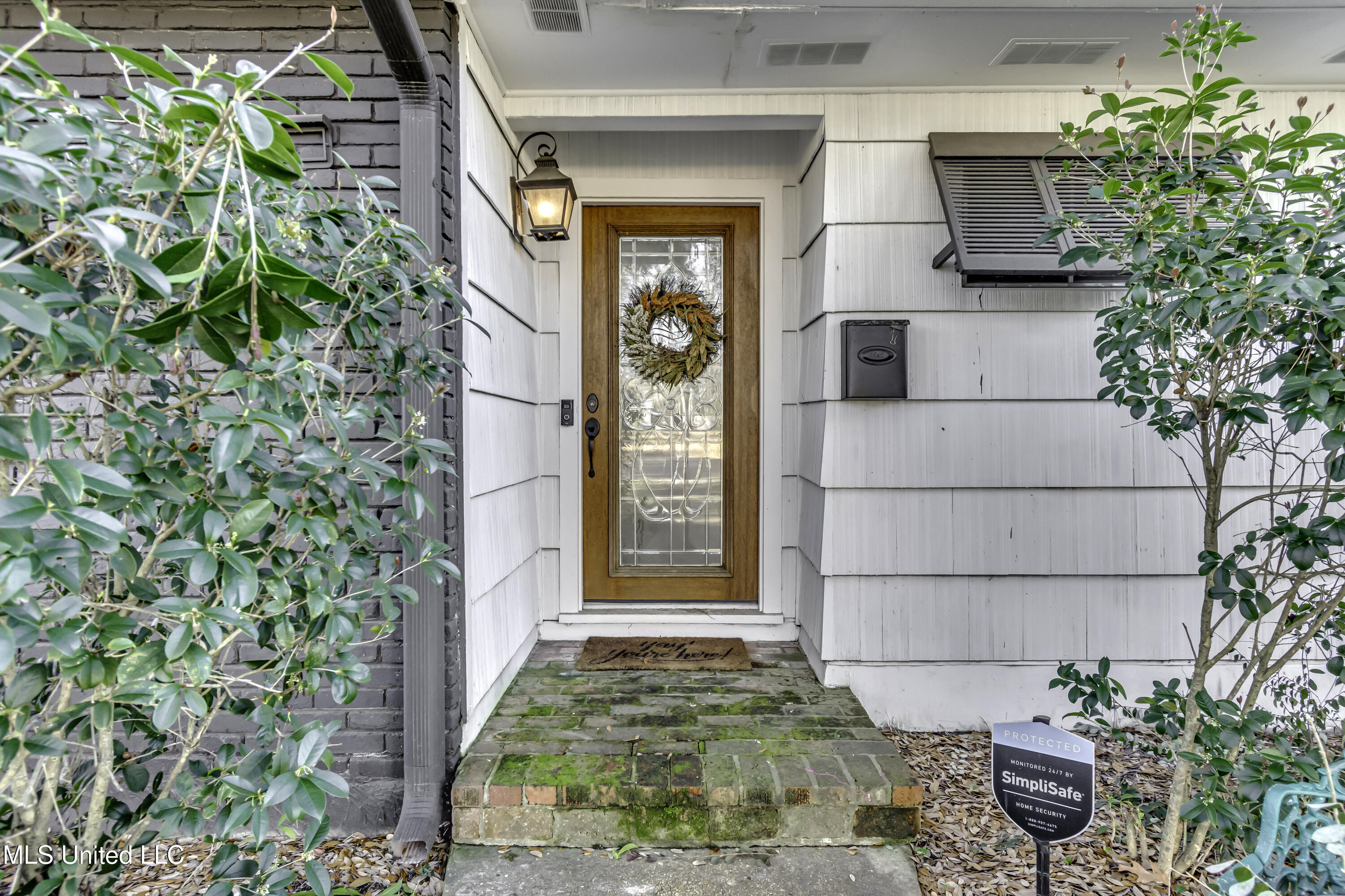 1429 East Northside Drive Jackson, MS 39211 - Photo 5 of 36 1429 Northside Dr-