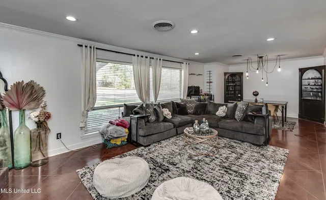 $234,900 | 1429 East Northside Drive, Jackson, MS 39211