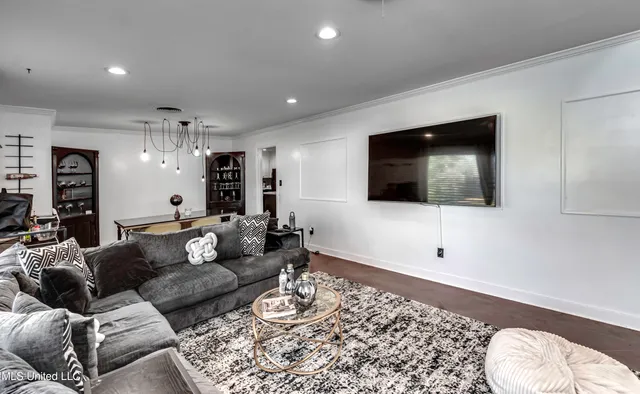 $234,900 | 1429 East Northside Drive, Jackson, MS 39211