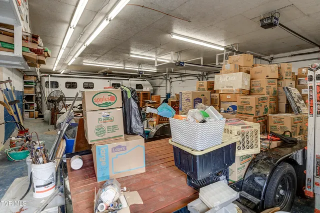 $672,900 | 185 Deer Tracks Circle, Mountain City, TN 37683