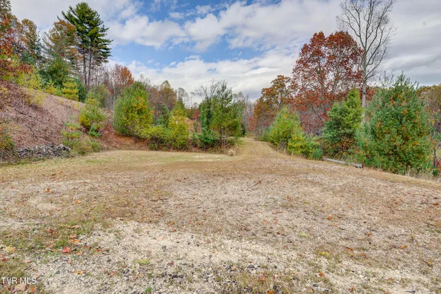 $672,900 | 185 Deer Tracks Circle, Mountain City, TN 37683
