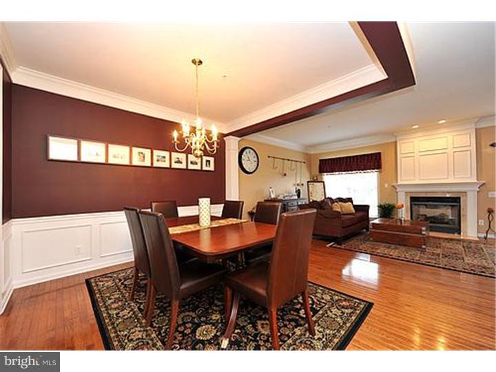897 Chatfield Road, Unit 2 Warrington, PA 18976 - Photo 5 of 20 Dining Room
