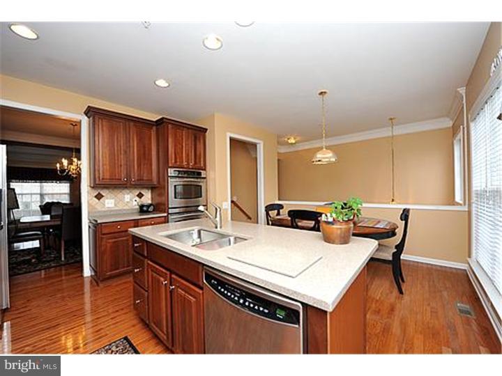 897 Chatfield Road, Unit 2 Warrington, PA 18976 - Photo 8 of 20 Kitchen