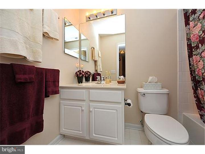 897 Chatfield Road, Unit 2 Warrington, PA 18976 - Photo 9 of 20 Bathroom
