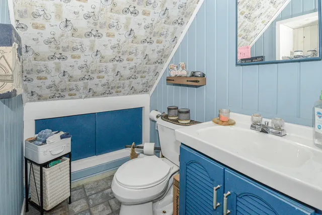 $389,700 | 103 Jackson Lane, Norway, ME 04268