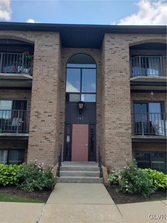 867 Cold Spring Road, Unit 7 Allentown, PA 18103 - Photo 1 of 13