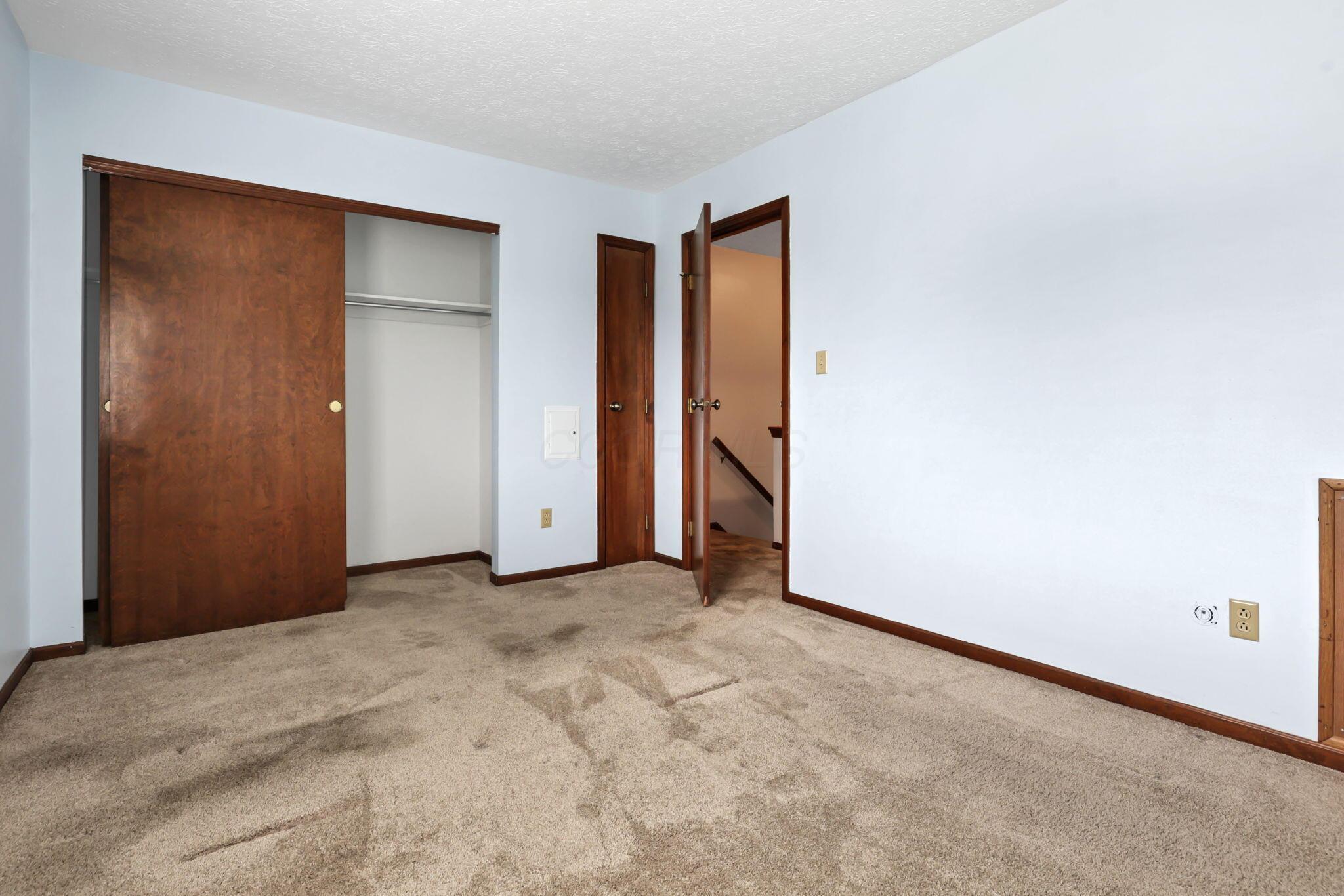 2014 Queensgate Lane Columbus, OH 43235 - Photo 12 of 26 22-web-or-mls-0N4A5824