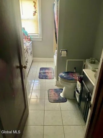 $195,300 | 6 Meadow Street, Gloversville, NY 12078