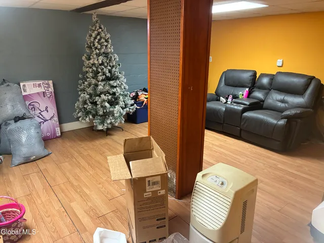 $195,300 | 6 Meadow Street, Gloversville, NY 12078