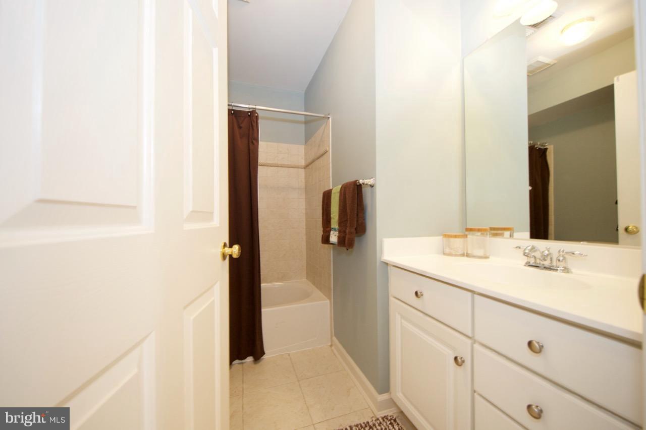 5153 Key View Way Perry Hall, MD 21128 - Photo 19 of 30 Upper level 2nd full bathroom